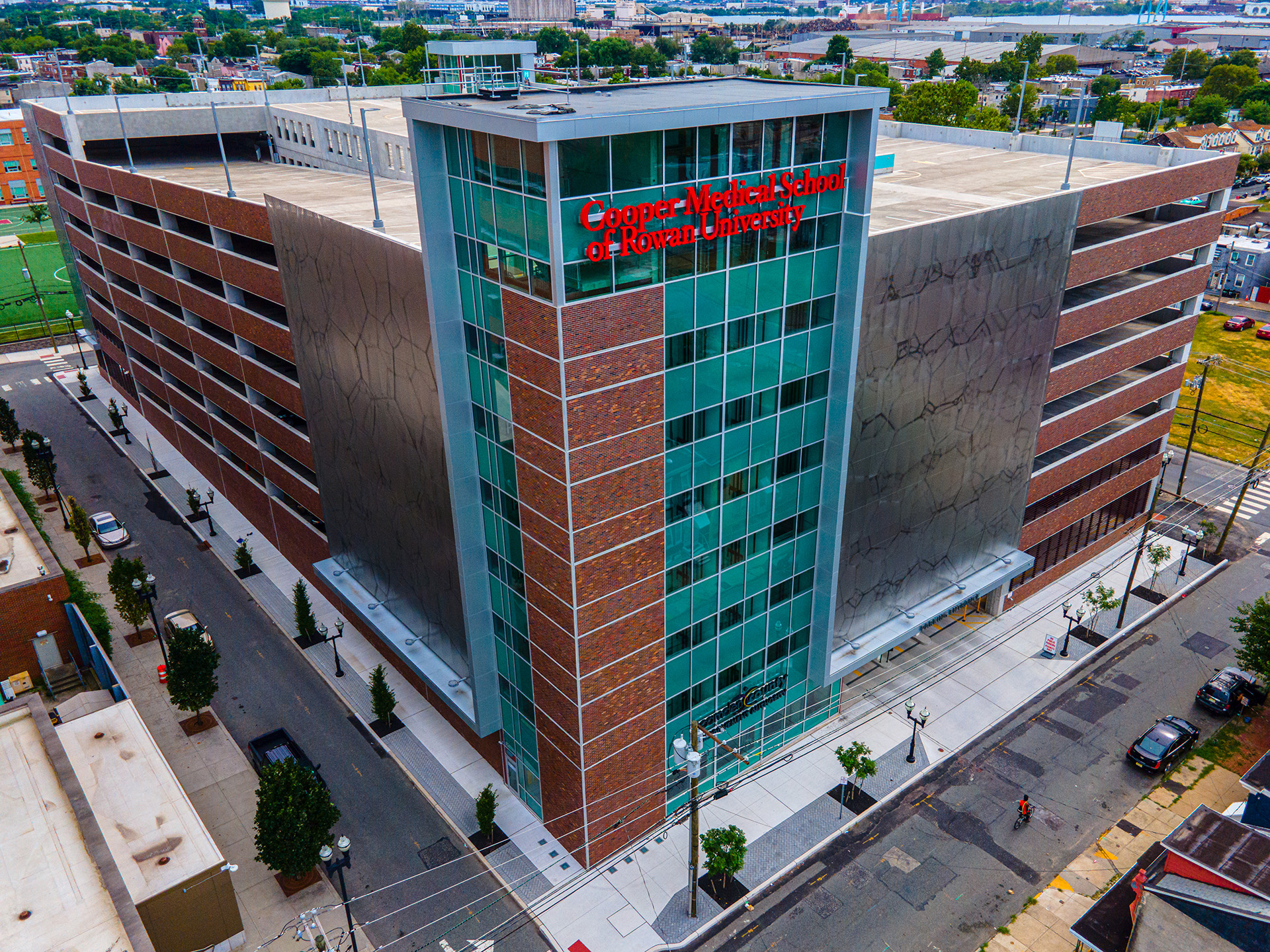 CAMDEN MEDICAL SCHOOL OF ROWAN UNIVERSITY PARKING GARAGE